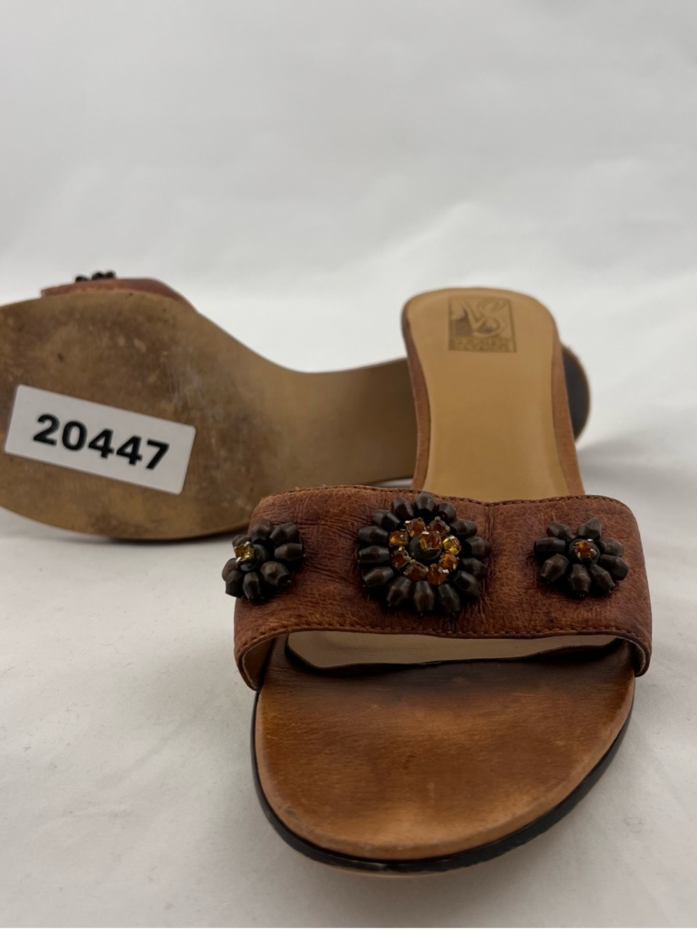 Vince Brown Suede Slide Mules with Floral Jewel Studs vintage size 11 - Picture 9 of 9